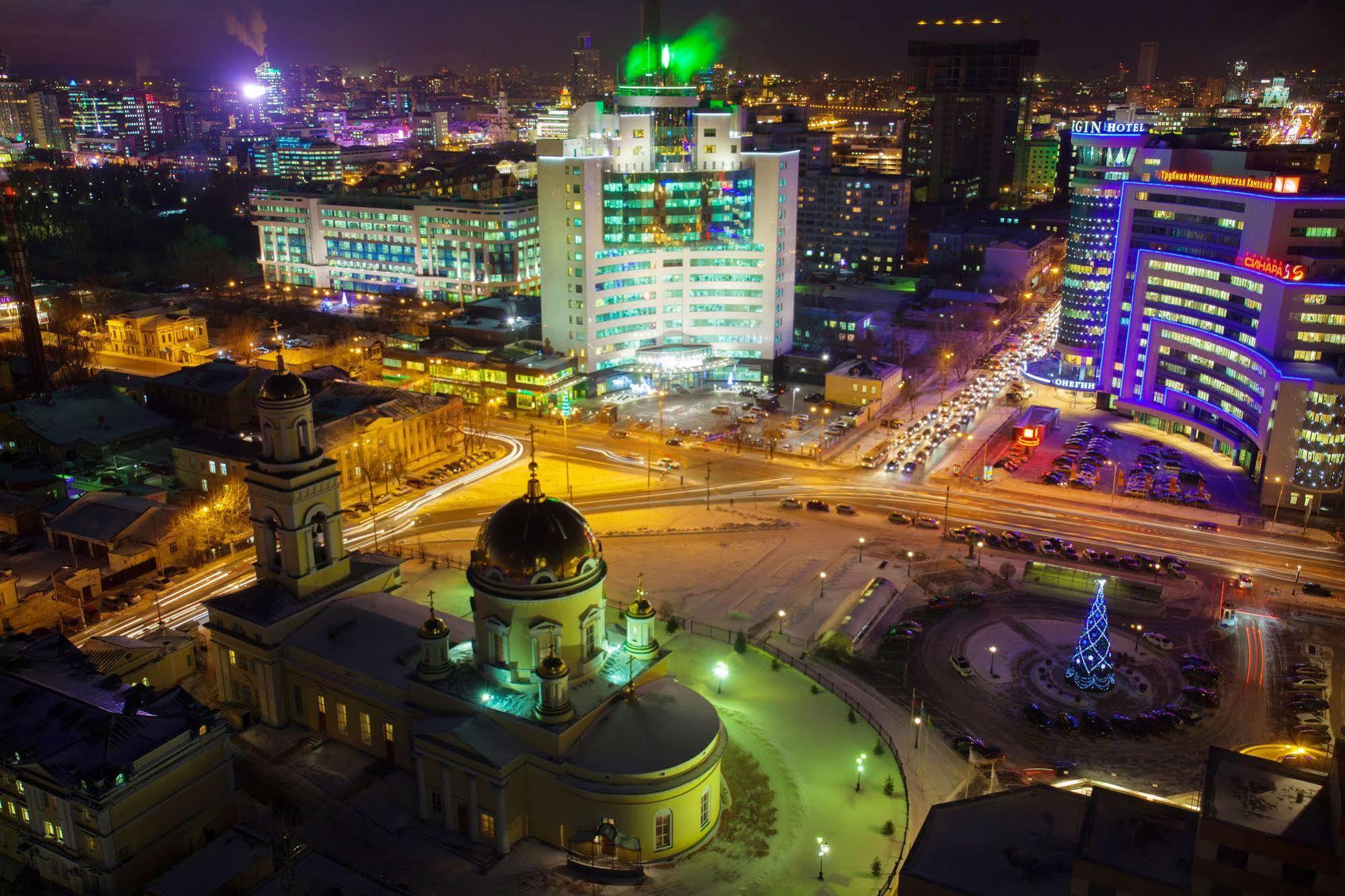 Panorama Business Hotel Wtc Ekaterinburg Bagian luar foto